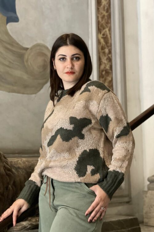 D’elle – Maglia Fantasia Mimetica Colore: verde, beige